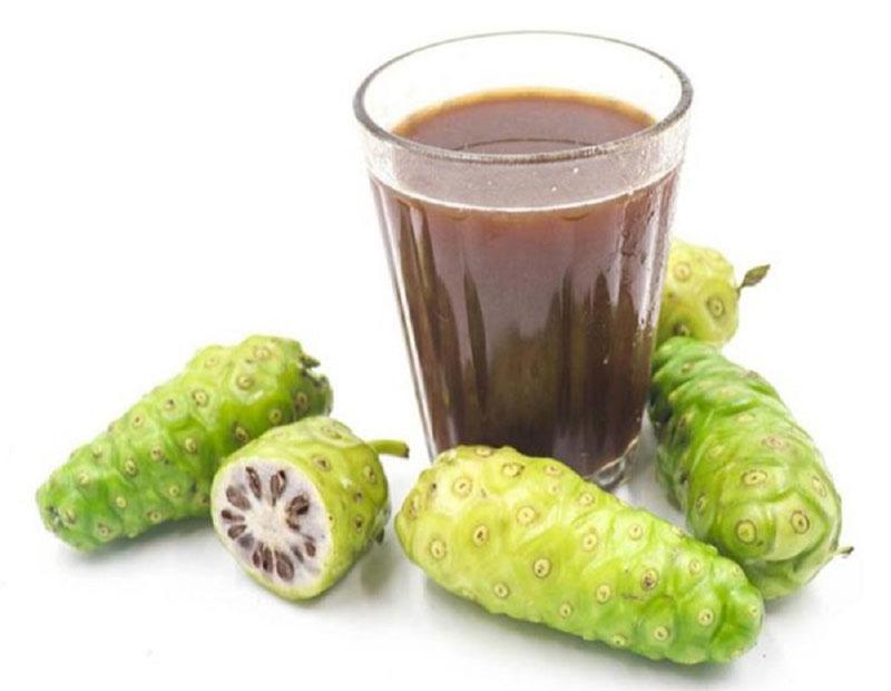 Nước ép trái nhàu rất tốt cho người bị tim mạch