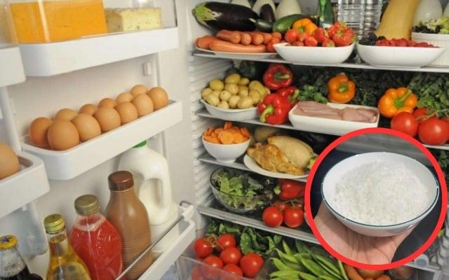 Tủ lạnh chứa đủ loại thực phẩm – từ rau củ, trái cây cho đến thịt và hải sản. 