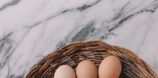 Trứng giàu dinh dưỡng nhưng 6 nhóm người này cần hạn chế