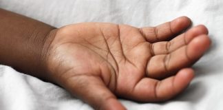 Từ lúc nhập viện đến lúc tử vong chỉ vỏn vẹn bốn ngày! Bác sĩ nhắc nhở: Thường xuyên tê tay có thể là dấu hiệu của 8 căn bệnh