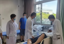 Chàng trai 19 tuổi toàn thân tím tái, ngộ độc suýt chết vì loại rau \