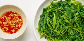 Bạn đã biết: Những ai không nên ăn rau muống?