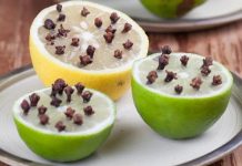 Cắt đôi quả chanh rồi cắm thứ này vào, muỗi sợ không dám vo ve, yên tâm mà ngủ