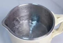 Một người đun nước, cả nhà mắc u.n.g thư? 3 thói quen đun nước “đầu độc” cả gia đình nhiều người không hay biết